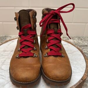 Timberland Women's Brown Boots with Red Laces, Size 7.5